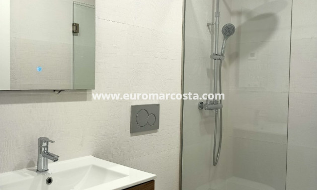 Venta - Villa - Orihuela Costa