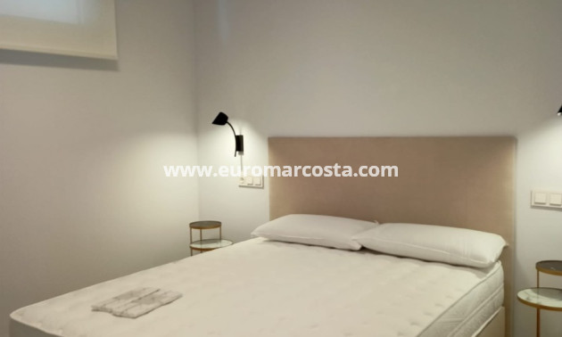 Venta - Villa - Orihuela Costa
