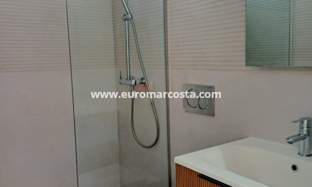 Venta - Villa - Orihuela Costa