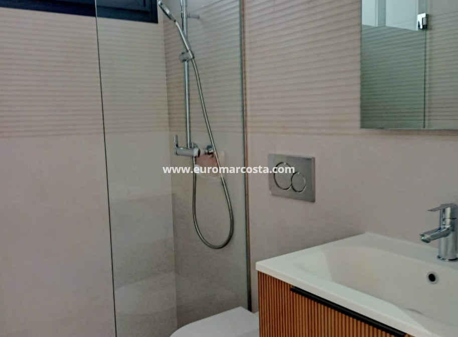 Venta - Villa - Orihuela Costa