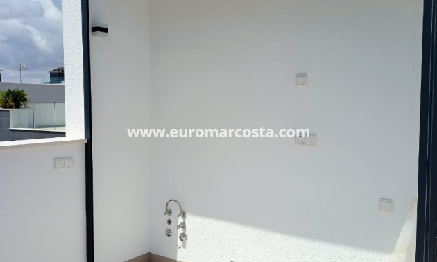 Venta - Villa - Orihuela Costa
