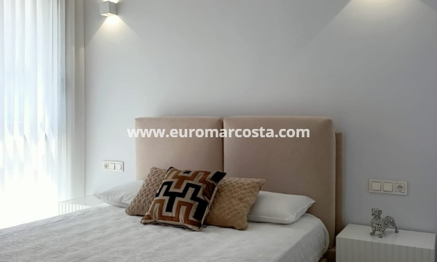 Venta - Villa - Orihuela Costa