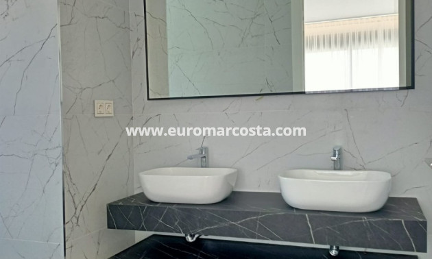Venta - Villa - Orihuela Costa