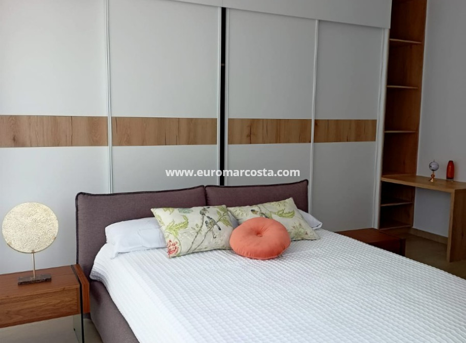 Venta - Villa - Orihuela Costa