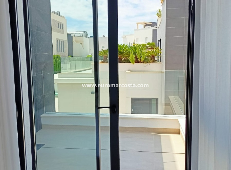 Venta - Villa - Orihuela Costa