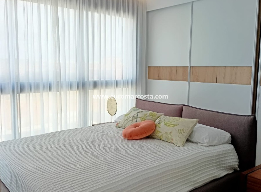 Venta - Villa - Orihuela Costa