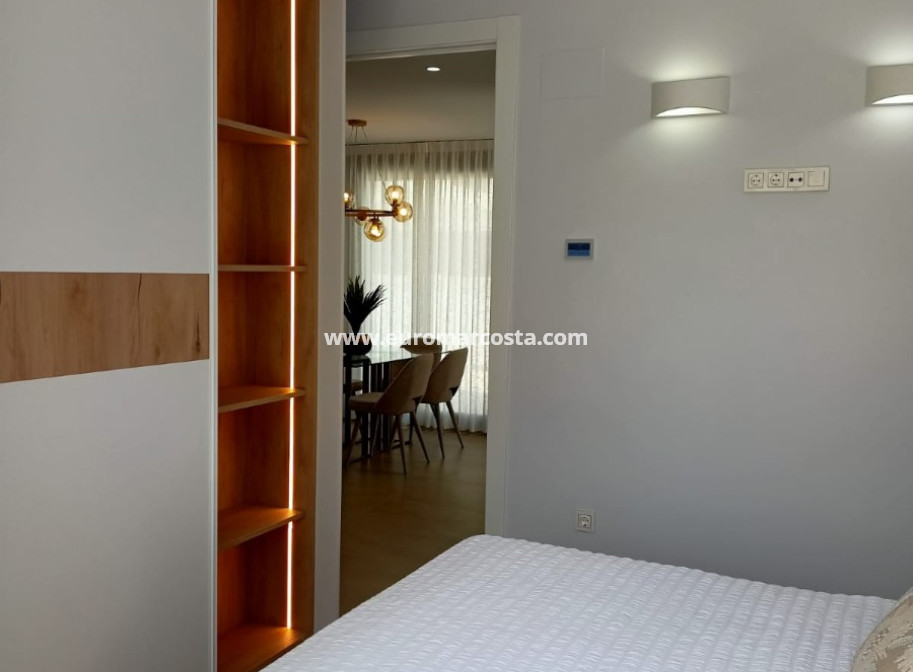 Venta - Villa - Orihuela Costa