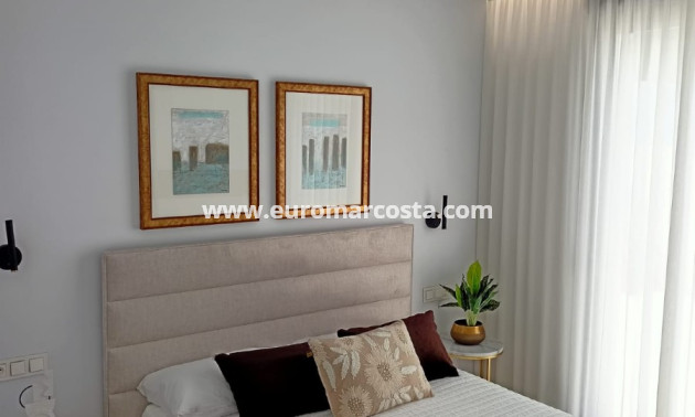 Venta - Villa - Orihuela Costa