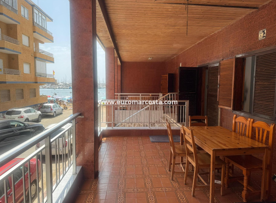 Objekte zum Wiederverkauf - Wohnung - Torrevieja - TORREVIEJA