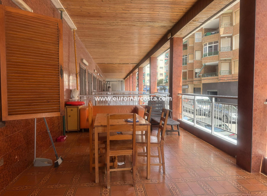Objekte zum Wiederverkauf - Wohnung - Torrevieja - TORREVIEJA