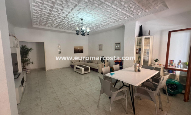 Objekte zum Wiederverkauf - Wohnung - Torrevieja - TORREVIEJA