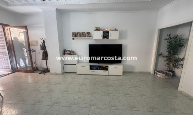 Objekte zum Wiederverkauf - Wohnung - Torrevieja - TORREVIEJA