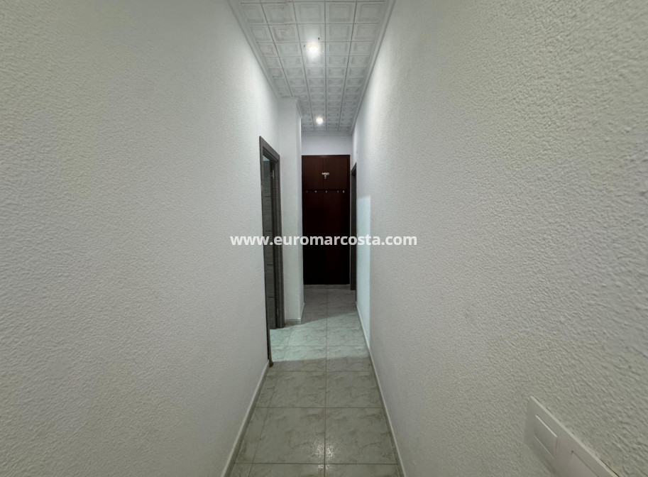 Objekte zum Wiederverkauf - Wohnung - Torrevieja - TORREVIEJA
