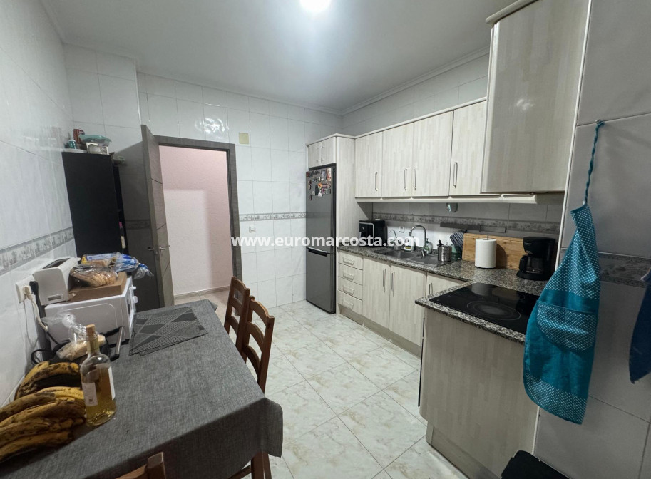 Objekte zum Wiederverkauf - Wohnung - Torrevieja - TORREVIEJA