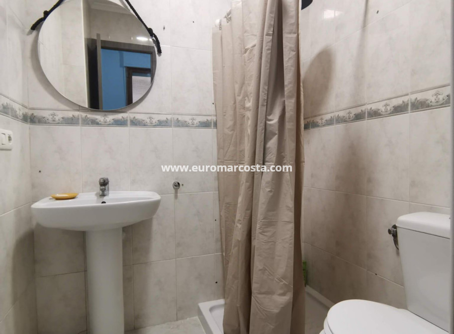 Objekte zum Wiederverkauf - Wohnung - Torrevieja - TORREVIEJA
