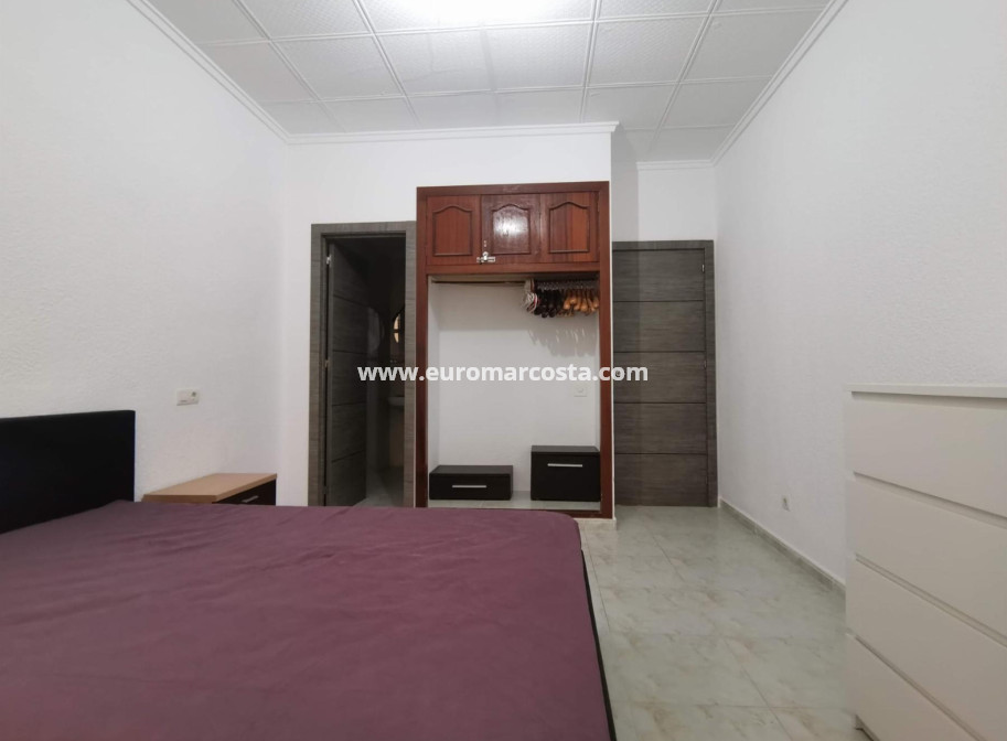 Objekte zum Wiederverkauf - Wohnung - Torrevieja - TORREVIEJA