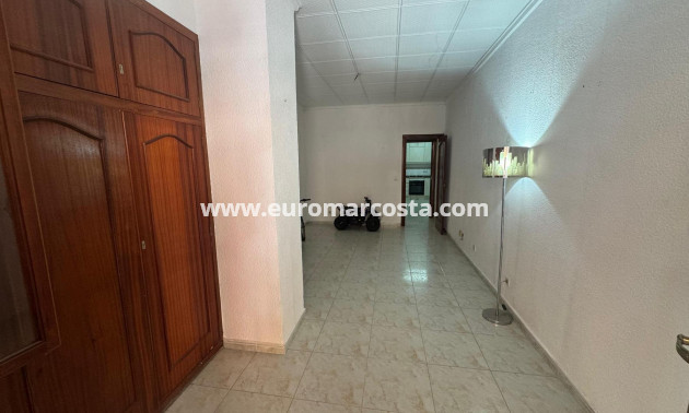 Objekte zum Wiederverkauf - Wohnung - Torrevieja - TORREVIEJA