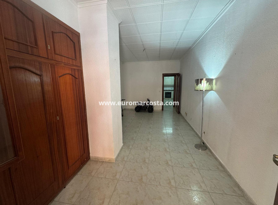 Objekte zum Wiederverkauf - Wohnung - Torrevieja - TORREVIEJA