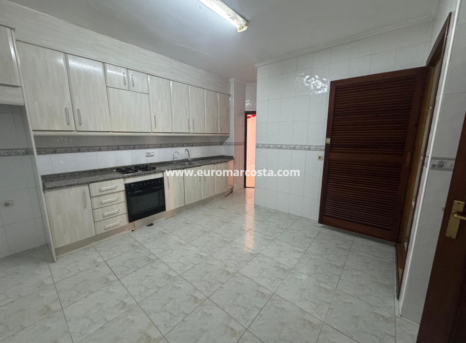 Objekte zum Wiederverkauf - Wohnung - Torrevieja - TORREVIEJA