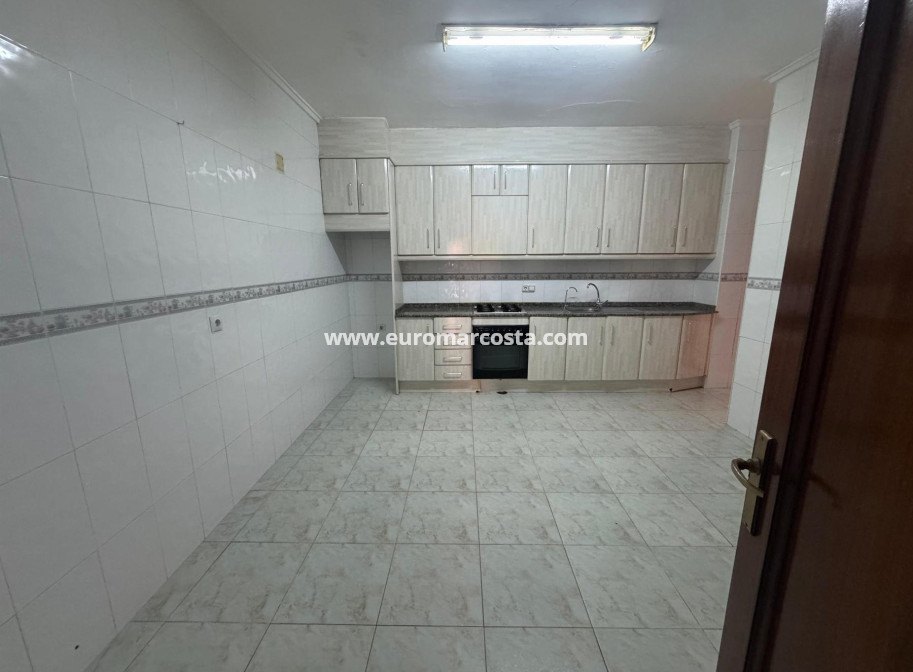 Objekte zum Wiederverkauf - Wohnung - Torrevieja - TORREVIEJA
