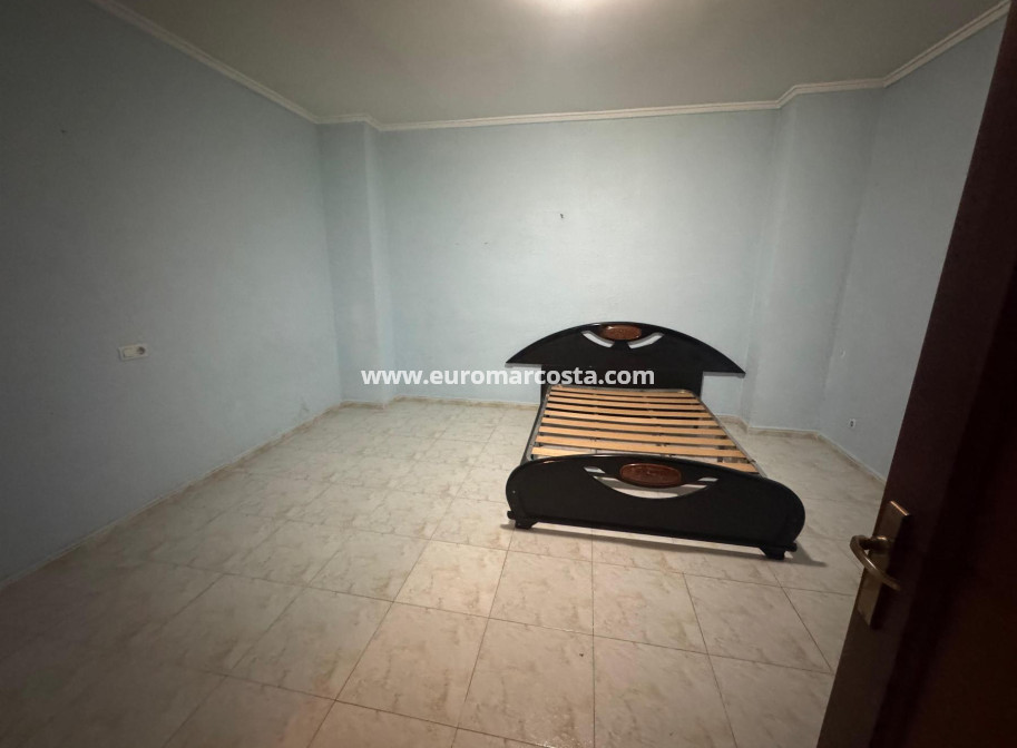 Objekte zum Wiederverkauf - Wohnung - Torrevieja - TORREVIEJA