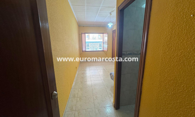 Objekte zum Wiederverkauf - Wohnung - Torrevieja - TORREVIEJA