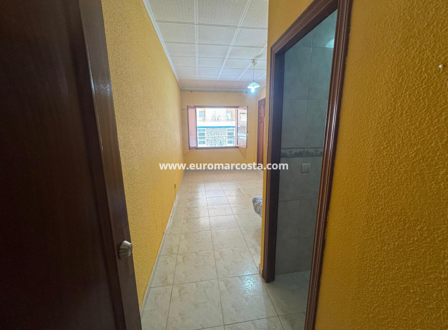 Objekte zum Wiederverkauf - Wohnung - Torrevieja - TORREVIEJA