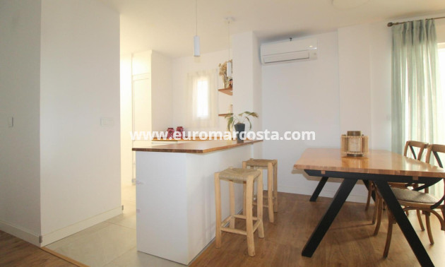 Objekte zum Wiederverkauf - Wohnung - Torrevieja - TORREVIEJA