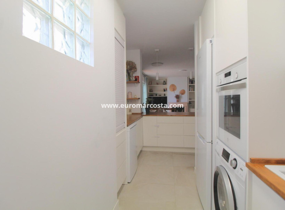 Objekte zum Wiederverkauf - Wohnung - Torrevieja - TORREVIEJA