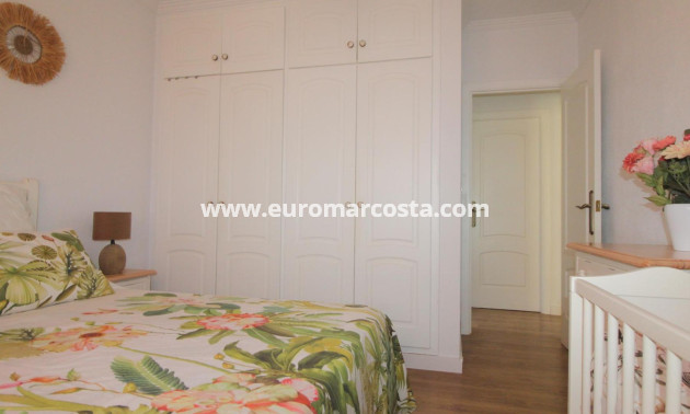 Objekte zum Wiederverkauf - Wohnung - Torrevieja - TORREVIEJA
