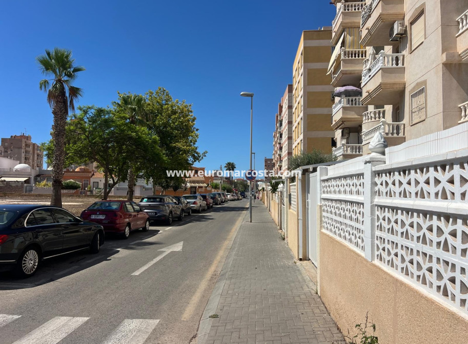 Objekte zum Wiederverkauf - Wohnung - Torrevieja Centro - TORREVIEJA