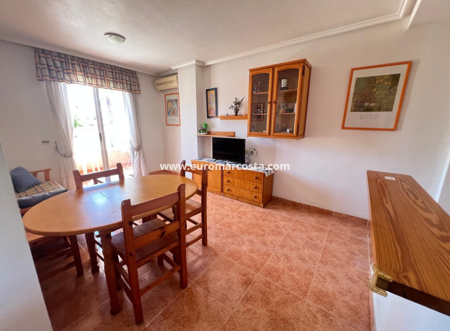 Objekte zum Wiederverkauf - Wohnung - Torrevieja Centro - TORREVIEJA