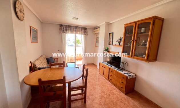 Objekte zum Wiederverkauf - Wohnung - Torrevieja Centro - TORREVIEJA