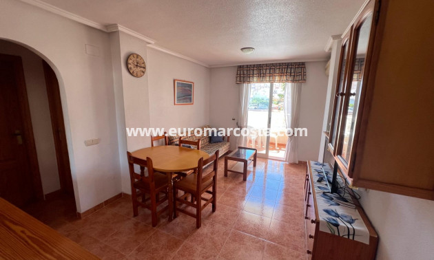 Objekte zum Wiederverkauf - Wohnung - Torrevieja Centro - TORREVIEJA