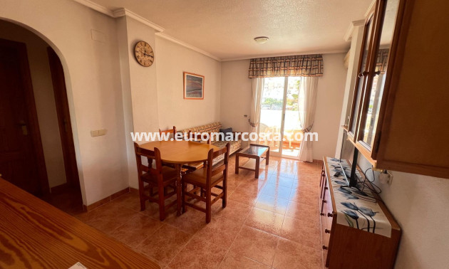 Objekte zum Wiederverkauf - Wohnung - Torrevieja Centro - TORREVIEJA