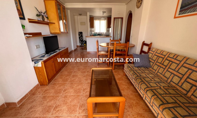 Objekte zum Wiederverkauf - Wohnung - Torrevieja Centro - TORREVIEJA