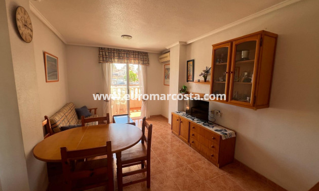 Objekte zum Wiederverkauf - Wohnung - Torrevieja Centro - TORREVIEJA