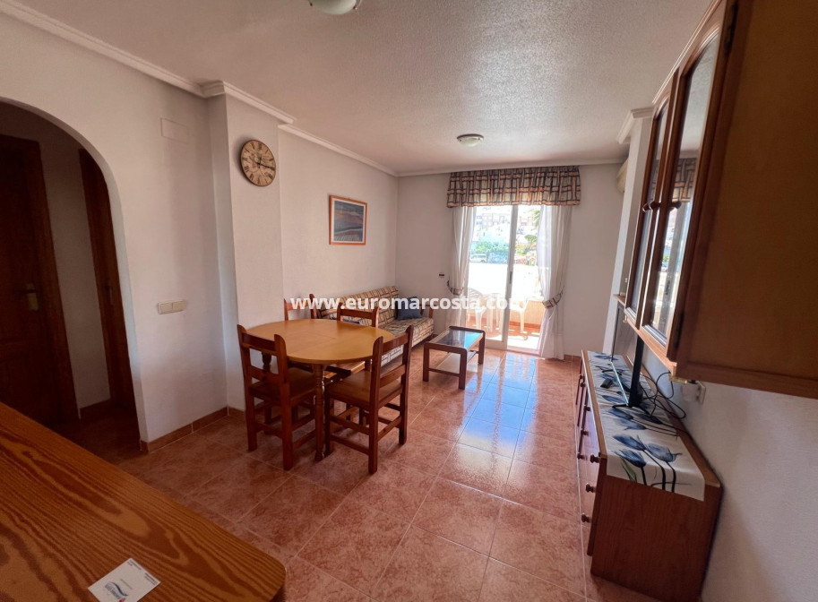 Objekte zum Wiederverkauf - Wohnung - Torrevieja Centro - TORREVIEJA