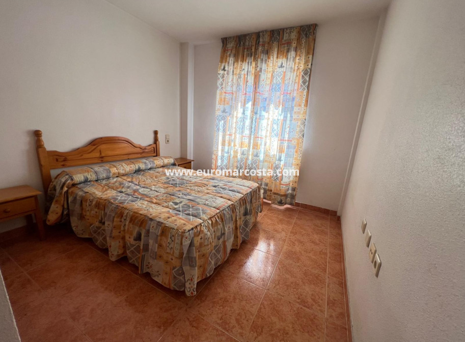 Objekte zum Wiederverkauf - Wohnung - Torrevieja Centro - TORREVIEJA