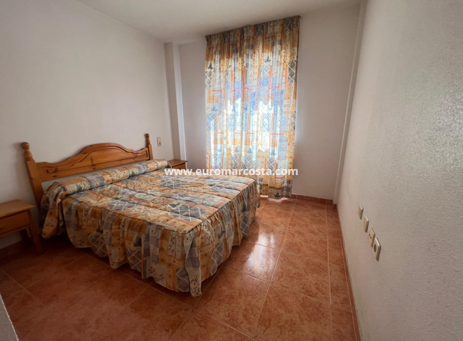 Objekte zum Wiederverkauf - Wohnung - Torrevieja Centro - TORREVIEJA