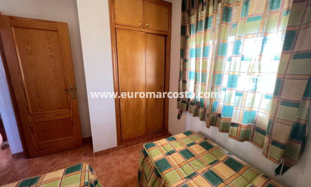 Objekte zum Wiederverkauf - Wohnung - Torrevieja Centro - TORREVIEJA