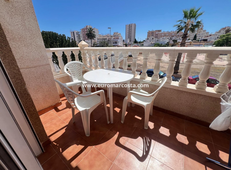 Objekte zum Wiederverkauf - Wohnung - Torrevieja Centro - TORREVIEJA