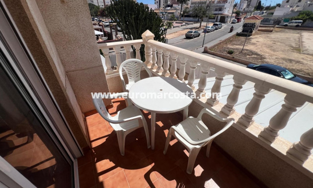 Objekte zum Wiederverkauf - Wohnung - Torrevieja Centro - TORREVIEJA