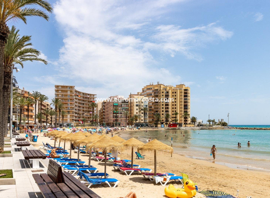 Objekte zum Wiederverkauf - Wohnung - Torrevieja Centro - TORREVIEJA