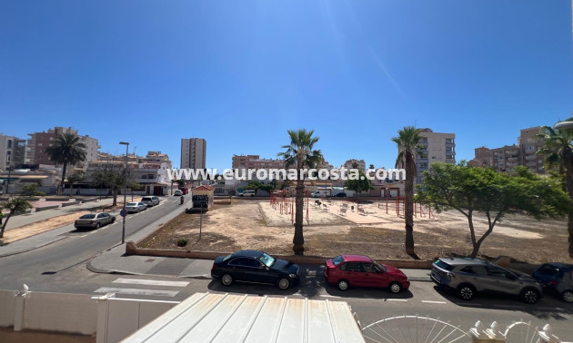 Objekte zum Wiederverkauf - Wohnung - Torrevieja Centro - TORREVIEJA