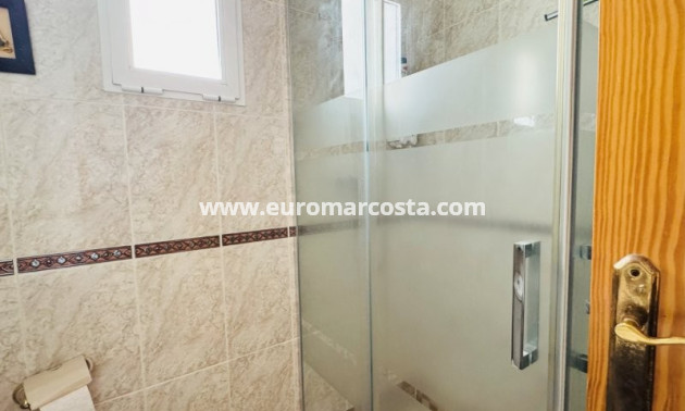 Venta - Apartamento / piso - La Mata