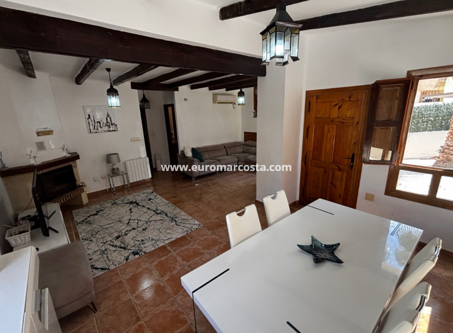 Objekte zum Wiederverkauf - Villa freitstehend - Ciudad Quesada