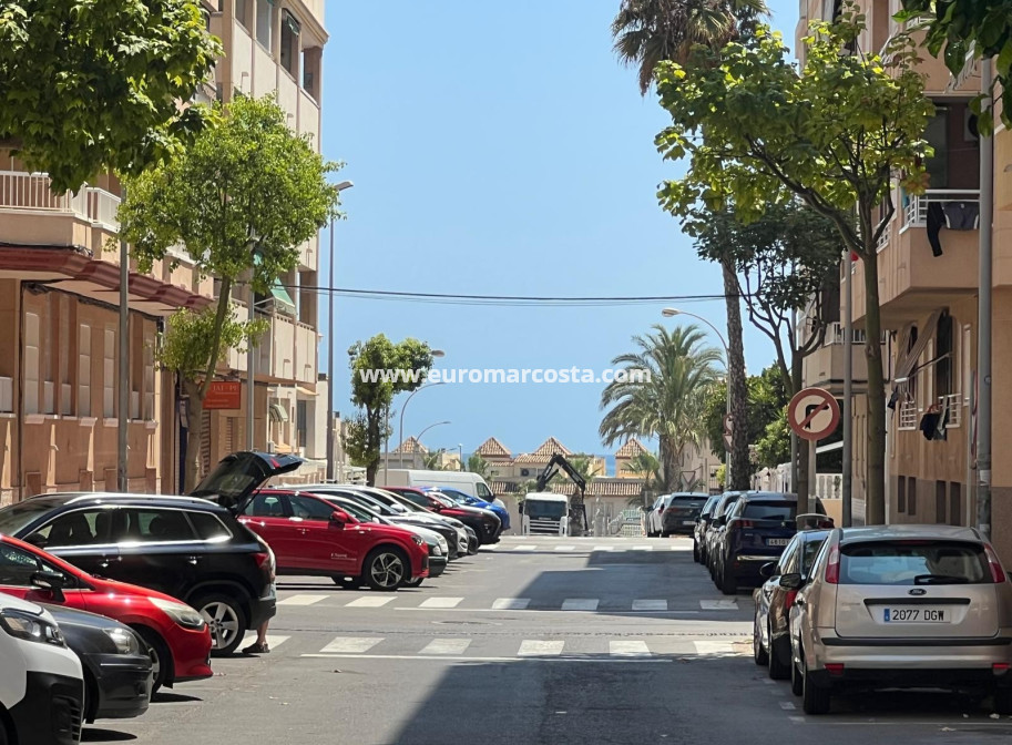 Sale - Apartment / flat - Guardamar del Segura