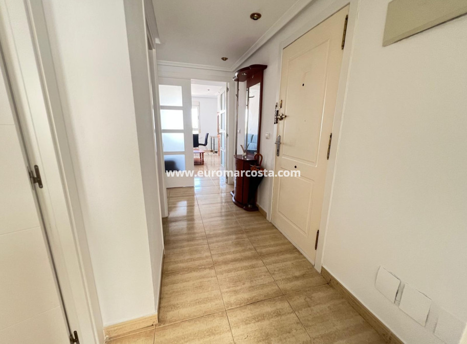 Sale - Apartment / flat - Guardamar del Segura