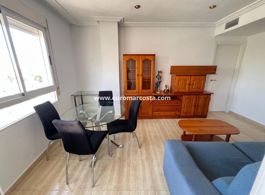 Sale - Apartment / flat - Guardamar del Segura